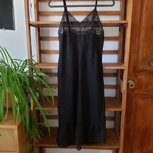 Vintage black slip